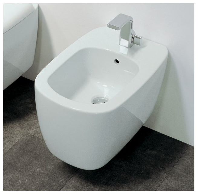 Mono Bidet Sospeso Latte